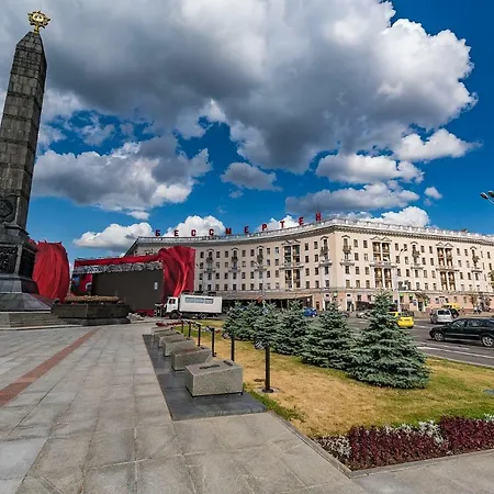 On Victory Square Apartament *